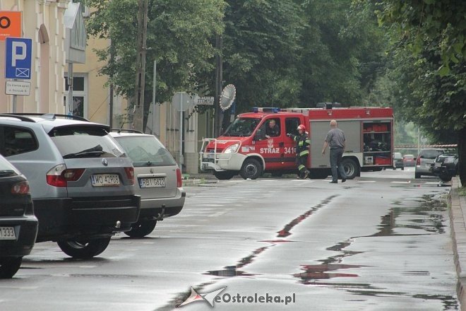 Ewakuacja ulicy Kościuszki. Ktoś podłożył bombę w Prokuraturze? - zdjęcie #9 - eOstroleka.pl