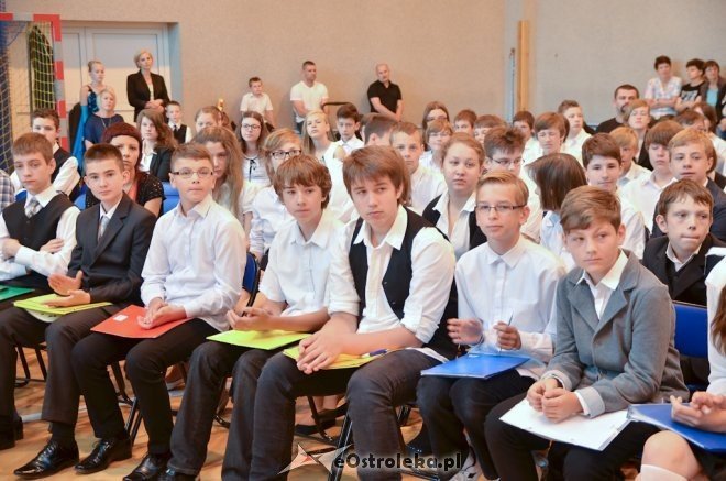 Zakończenie roku szkolnego w Szkole Podstawowej nr 10 - zdjęcie #12 - eOstroleka.pl