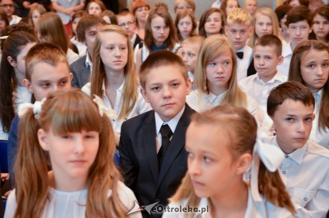 Zakończenie roku szkolnego w Szkole Podstawowej nr 10 - zdjęcie #16 - eOstroleka.pl