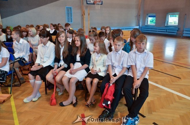 Zakończenie roku szkolnego w Szkole Podstawowej nr 10 - zdjęcie #26 - eOstroleka.pl