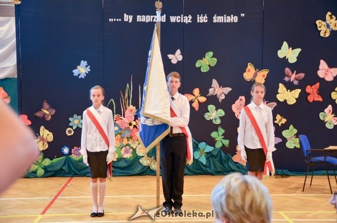 Zakończenie roku szkolnego w Szkole Podstawowej nr 10 - zdjęcie #36 - eOstroleka.pl