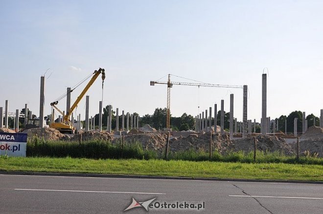 Obecny etap budowy Galerii Bursztynowa [03.07.2013] - zdjęcie #6 - eOstroleka.pl