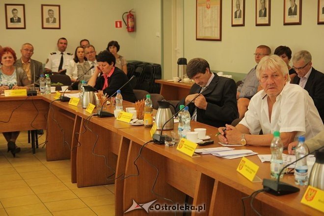 XLVIII sesja Rady Miasta [29.08.2013] - zdjęcie #11 - eOstroleka.pl