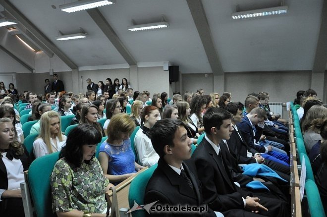 Uroczyste rozpoczęcie roku szkolnego w ZSZ nr 3 i 4 [ZDJĘCIA] - zdjęcie #35 - eOstroleka.pl