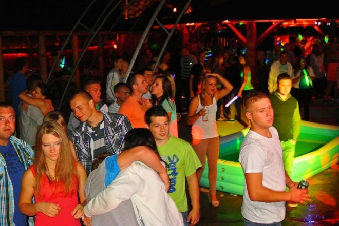 Club Ibiza Zalesie: Projekt Z czyli gorąca Wielka Domówka - zdjęcie #31 - eOstroleka.pl