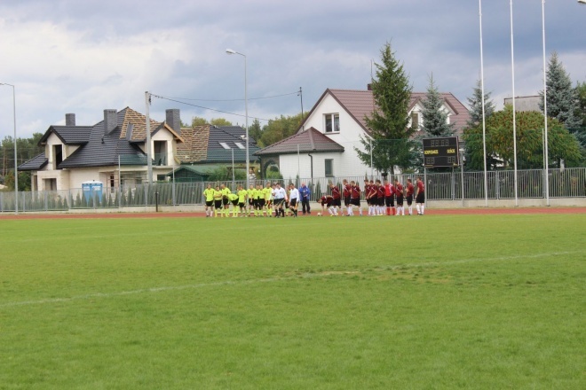 LUKS Łęg Przedmiejski - FC 2012 Różan (22.09.2013) - zdjęcie #7 - eOstroleka.pl