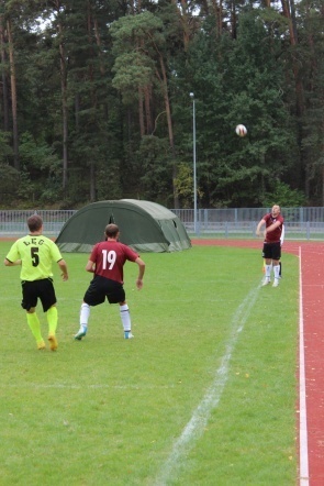 LUKS Łęg Przedmiejski - FC 2012 Różan (22.09.2013) - zdjęcie #19 - eOstroleka.pl