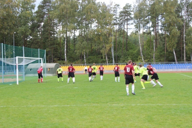 LUKS Łęg Przedmiejski - FC 2012 Różan (22.09.2013) - zdjęcie #24 - eOstroleka.pl