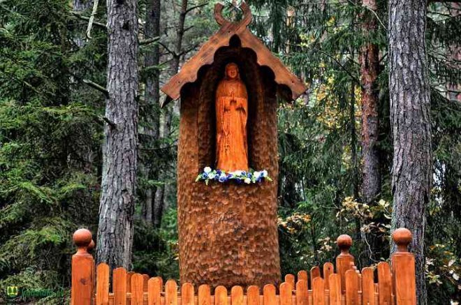 Kapliczka Matki Bożej Różańcowej w Klimkach poświęcona - zdjęcie #1 - eOstroleka.pl
