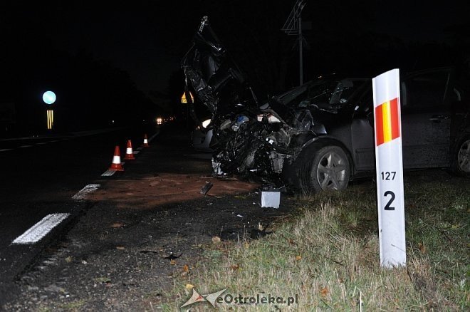 Wypadek w Laskowcu: Ciężarówka wjechała w auto osobowe. Jedna osoba trafiła do szpitala [18.10.2013] - zdjęcie #8 - eOstroleka.pl