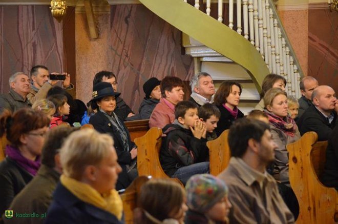 Moniuszko i „Msza kreolska” w kadzidlańskim Kościele [25.10.2013] - zdjęcie #11 - eOstroleka.pl