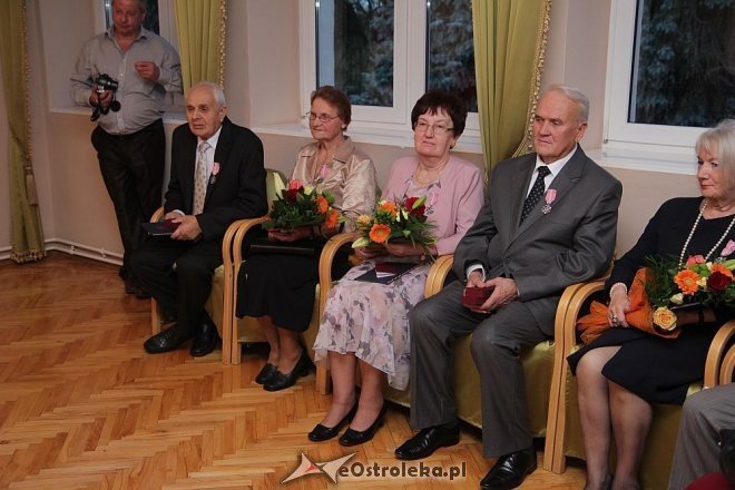 8 małżeństw z Ostrołęki obchodziło Złote Gody [25.10.2013] - zdjęcie #36 - eOstroleka.pl