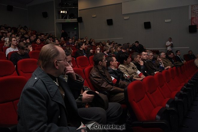 Koncert zespołu Forteca oraz film poświęcony pułkownikowi Pileckiemu [28.10.2013] - zdjęcie #2 - eOstroleka.pl