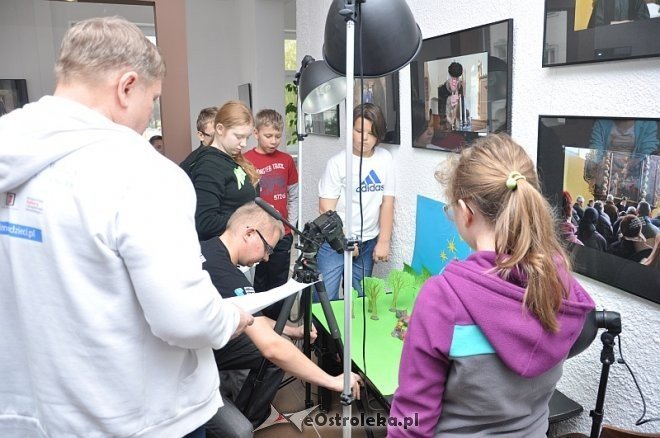 Warsztaty filmowe dla dzieci prowadzone przez Studio Miniatur Filmowych w Warszawie [07.11.2013] - zdjęcie #3 - eOstroleka.pl