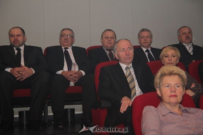 Uroczysta sesja Rady Miasta z okazji Święta Niepodległości [ZDJĘCIA] - zdjęcie #37 - eOstroleka.pl