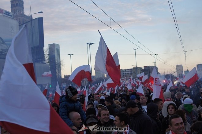 Marsz Niepodległości [11.11.2013] - zdjęcie #32 - eOstroleka.pl