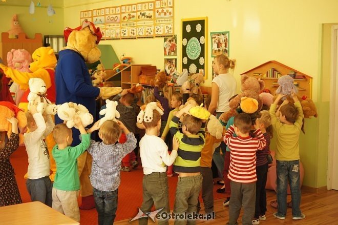 Przedszkolaków z „siedemnastki” odwiedziły pluszowe misie [25.11.2013] - zdjęcie #44 - eOstroleka.pl