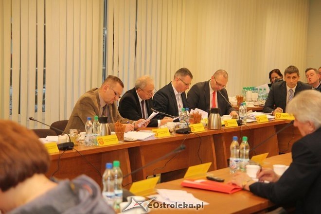 Budżetowa sesja Rady Miasta Ostrołęki [27.12.2013] - zdjęcie #5 - eOstroleka.pl