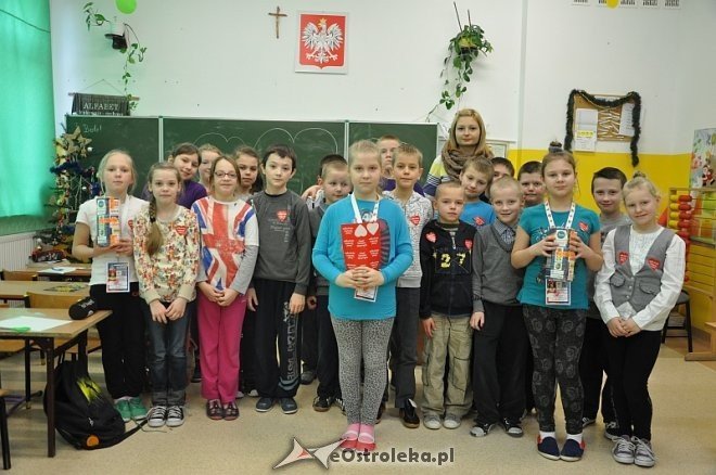 WOŚP 2014: Szkoła Podstawowa w Rzekuniu zebrała już pieniądze [10.01.2014] - zdjęcie #14 - eOstroleka.pl