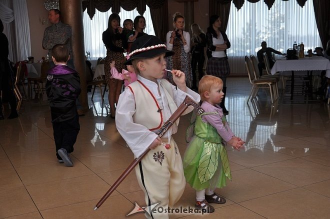 Wielki Bal Karnawałowy dla Dzieci [ZDJĘCIA] - zdjęcie #21 - eOstroleka.pl