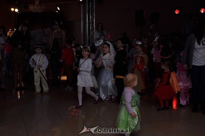 Wielki Bal Karnawałowy dla Dzieci [ZDJĘCIA] - zdjęcie #29 - eOstroleka.pl