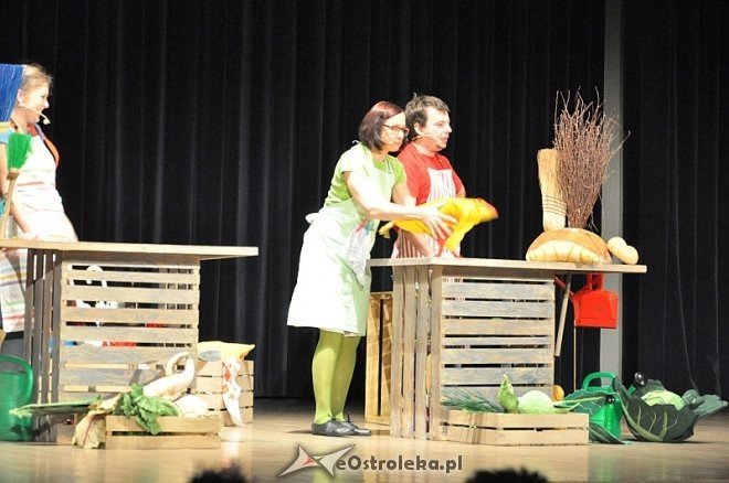 „Bajkowy Stragan” – Spektakl teatralny dla najmłodszych [02.02.2014] - zdjęcie #9 - eOstroleka.pl