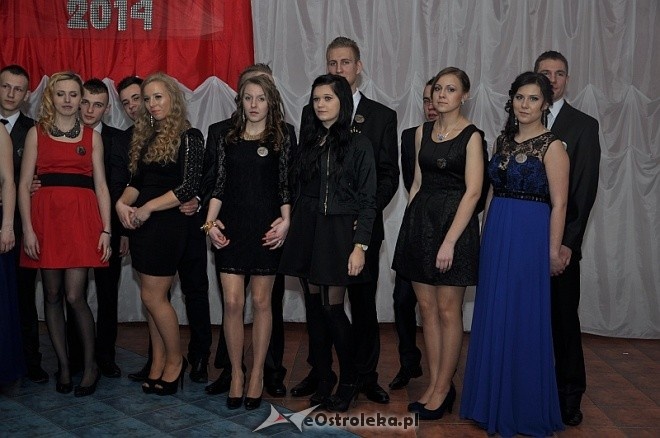 Studniówka 2014: Bal maturalny młodzieży z Łysych [15.02.2014] - zdjęcie #1 - eOstroleka.pl