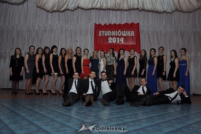 Studniówka 2014: Bal maturalny młodzieży z Łysych [15.02.2014] - zdjęcie #9 - eOstroleka.pl