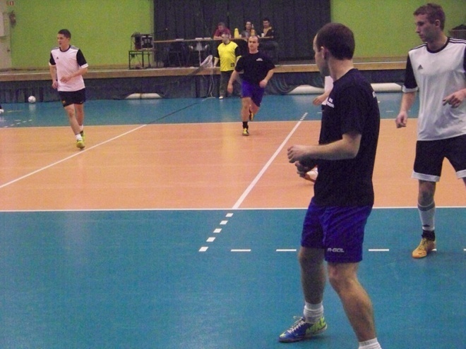 Nocna Liga Futsalu - 11. kolejka (07.03.2014) - zdjęcie #34 - eOstroleka.pl