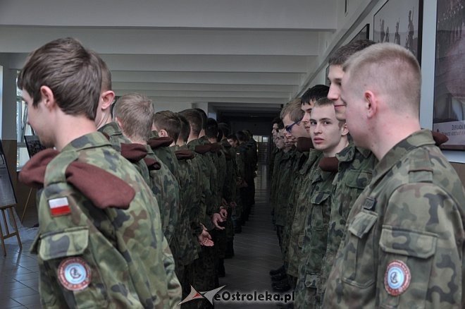 „15 Lat Polski w NATO” – wystawa historyczna [12.03.2014] - zdjęcie #14 - eOstroleka.pl