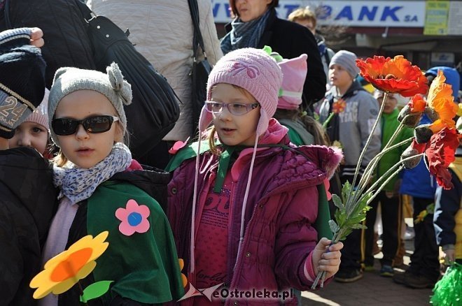 Przedszkolaki powitały wiosnę [21.03.2014] - zdjęcie #17 - eOstroleka.pl
