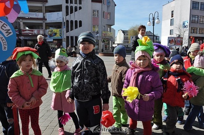 Przedszkolaki powitały wiosnę [21.03.2014] - zdjęcie #28 - eOstroleka.pl