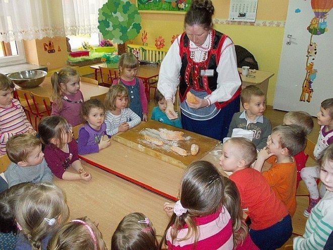 Obchody Dni Kultury Kurpiowskiej w Przedszkolu Miejskim Nr 17 [17-21.03.2014] - zdjęcie #22 - eOstroleka.pl
