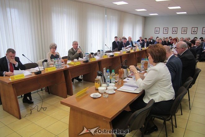 LVIII sesja Rady Miasta za nami: Wszystkie z najważniejszych projektów uchwał zostały przyjęte [27.03.2014] - zdjęcie #3 - eOstroleka.pl