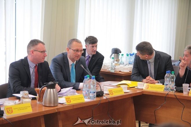 LVIII sesja Rady Miasta za nami: Wszystkie z najważniejszych projektów uchwał zostały przyjęte [27.03.2014] - zdjęcie #41 - eOstroleka.pl