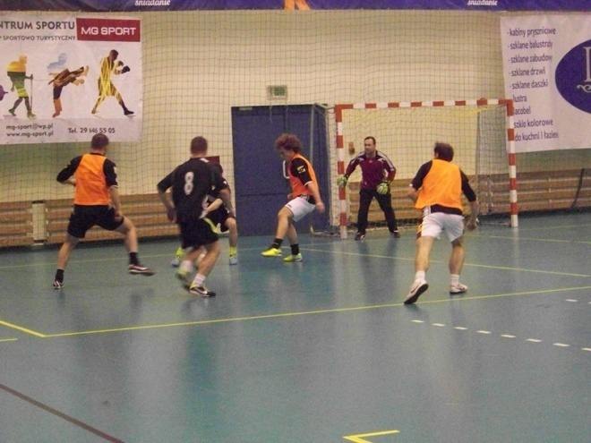 Nocna Liga Futsalu - 14. kolejka (28.03.2014) - zdjęcie #7 - eOstroleka.pl