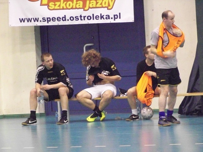 Nocna Liga Futsalu - 14. kolejka (28.03.2014) - zdjęcie #9 - eOstroleka.pl