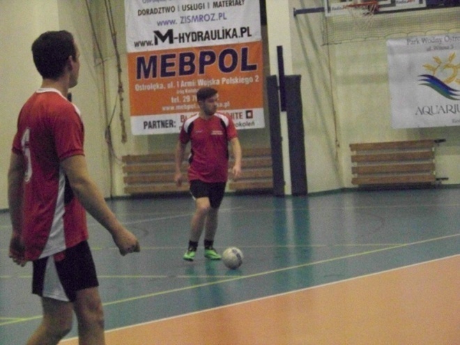 Nocna Liga Futsalu - 14. kolejka (28.03.2014) - zdjęcie #38 - eOstroleka.pl