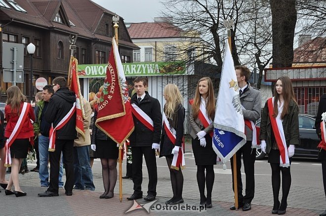 Miejskie obchody 4. rocznicy katastrofy smoleńskiej [10.04.2014]  - zdjęcie #6 - eOstroleka.pl