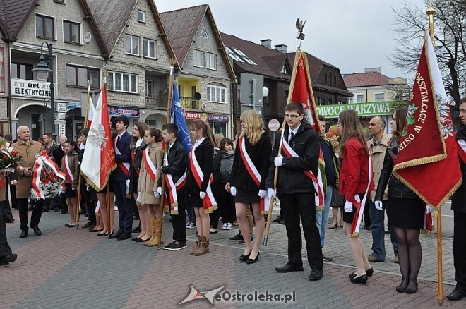 Miejskie obchody 4. rocznicy katastrofy smoleńskiej [10.04.2014]  - zdjęcie #7 - eOstroleka.pl