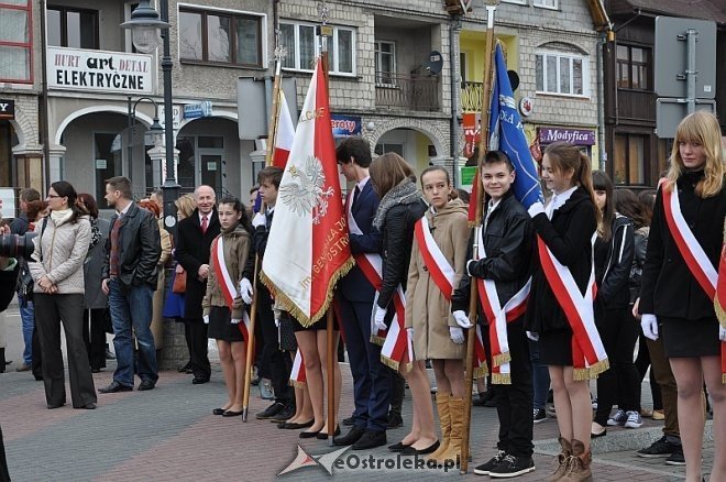 Miejskie obchody 4. rocznicy katastrofy smoleńskiej [10.04.2014]  - zdjęcie #8 - eOstroleka.pl