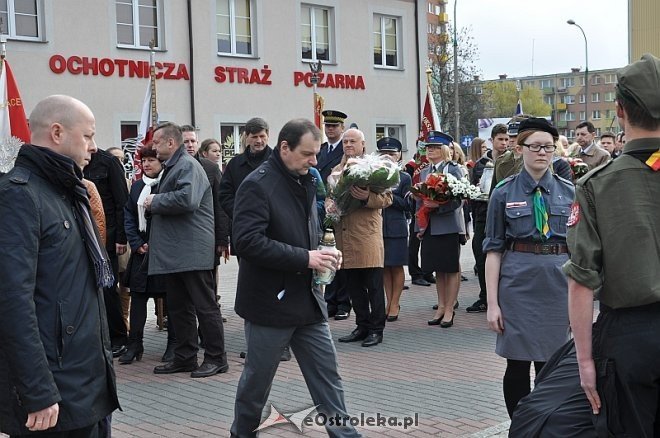 Miejskie obchody 4. rocznicy katastrofy smoleńskiej [10.04.2014]  - zdjęcie #23 - eOstroleka.pl