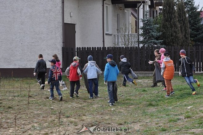 Kolejna Akcja Sprzątania Świata w Ostrołęce [11.04.2014] - zdjęcie #1 - eOstroleka.pl