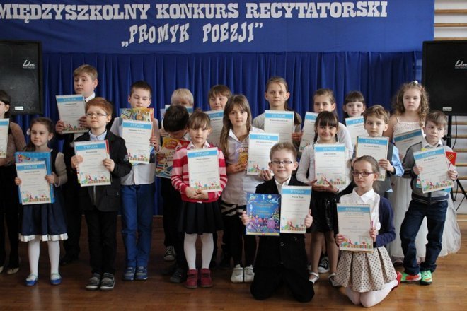 Międzyszkolny Konkurs Recytatorski  Promyk poezji - zdjęcie #47 - eOstroleka.pl
