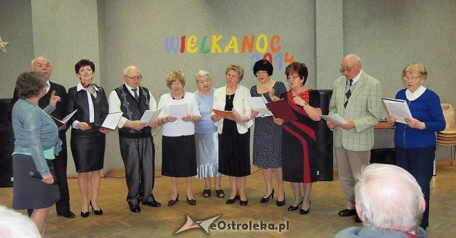 Wielkanocne spotkanie Klubu Seniora „Wrzos” [13.04.2014] - zdjęcie #7 - eOstroleka.pl