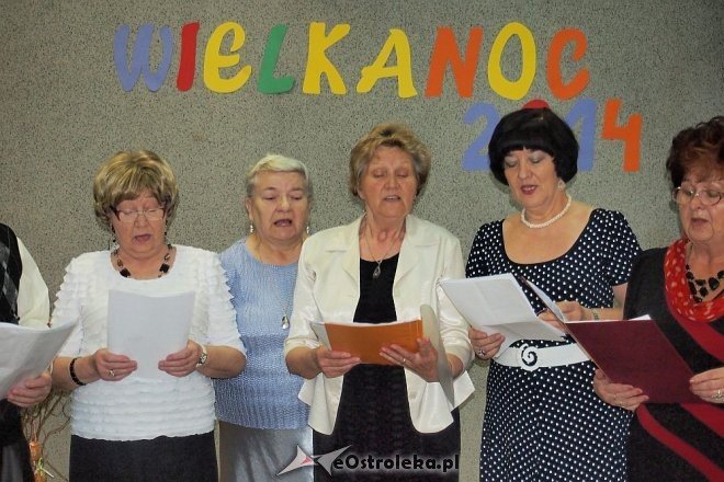 Wielkanocne spotkanie Klubu Seniora „Wrzos” [13.04.2014] - zdjęcie #8 - eOstroleka.pl