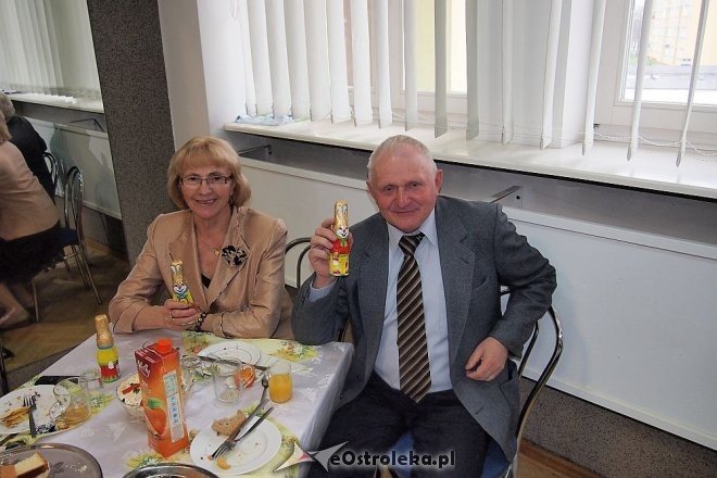 Wielkanocne spotkanie Klubu Seniora „Wrzos” [13.04.2014] - zdjęcie #13 - eOstroleka.pl