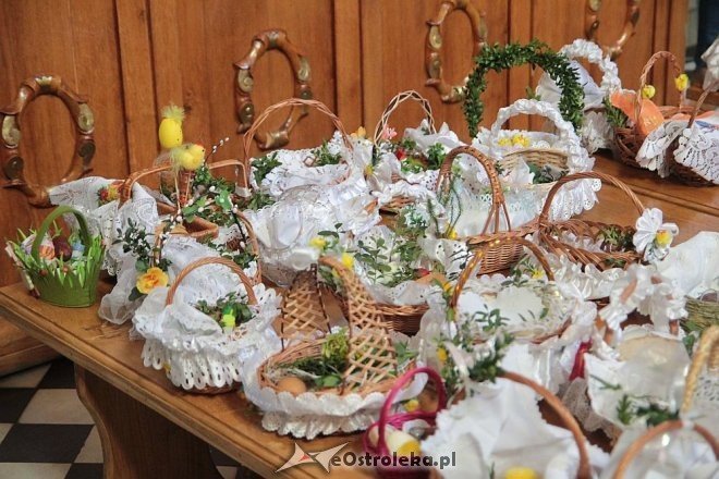 Koszyczki wielkanocne w ostrołęckich kościołach [19.04.2014] - zdjęcie #14 - eOstroleka.pl