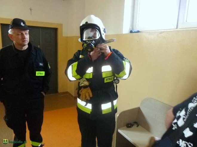 Test w komorze dymnej dla strażaków z Kadzidła [ZDJĘCIA] - zdjęcie #9 - eOstroleka.pl