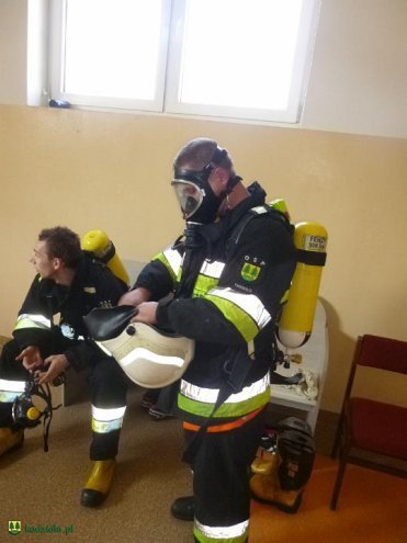 Test w komorze dymnej dla strażaków z Kadzidła [ZDJĘCIA] - zdjęcie #30 - eOstroleka.pl